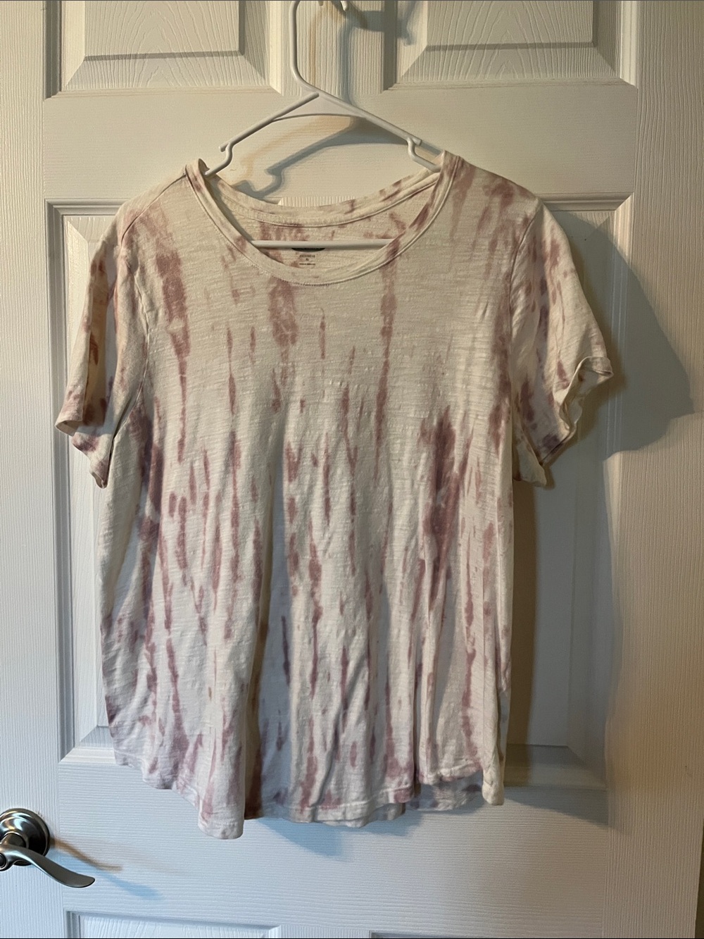 Women’s old navy t-shirt